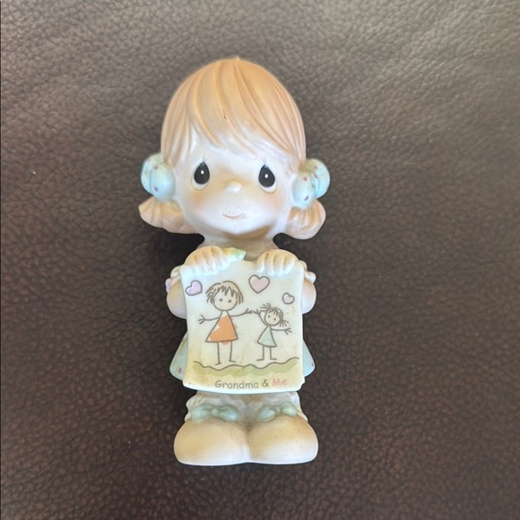 Precious Moments - Grandma & Me Figurine - Picture 1 of 7